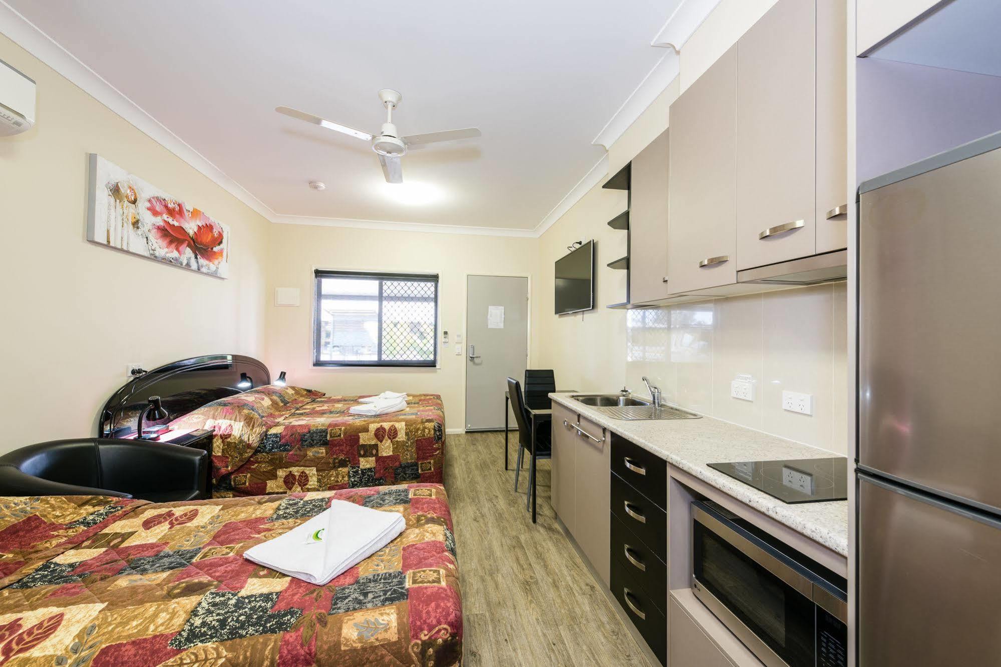 Athena Studio Units Рома Экстерьер фото